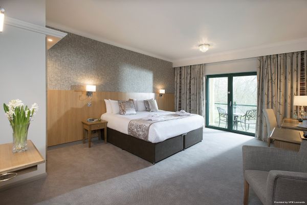 Hotel The Vale Resort (Cardiff)